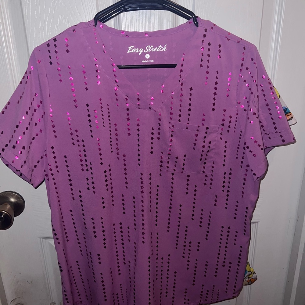 Pink Sequin Women's scrub top. Size M.